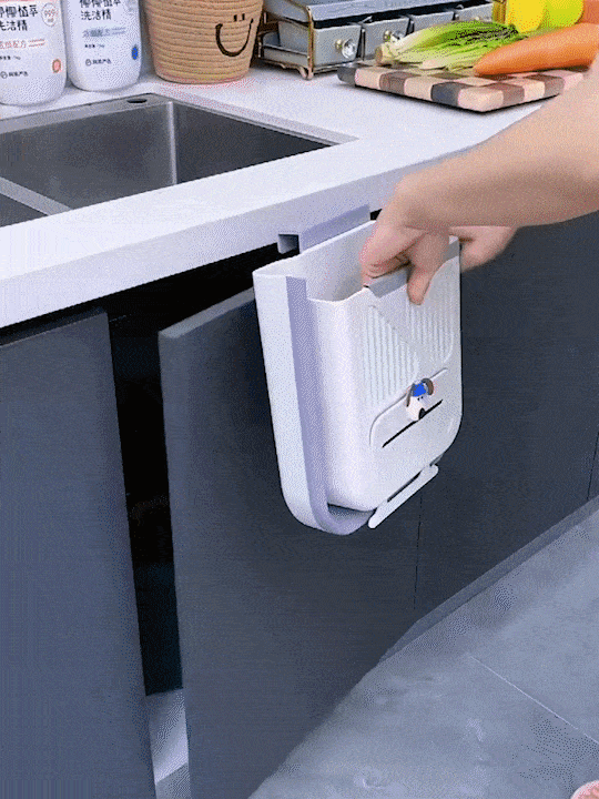 Petite poubelle de cuisine suspendue