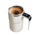 Tasse à café auto-mélangeuse en acier